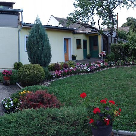 Sobe Ana Appartement Sombor Buitenkant foto